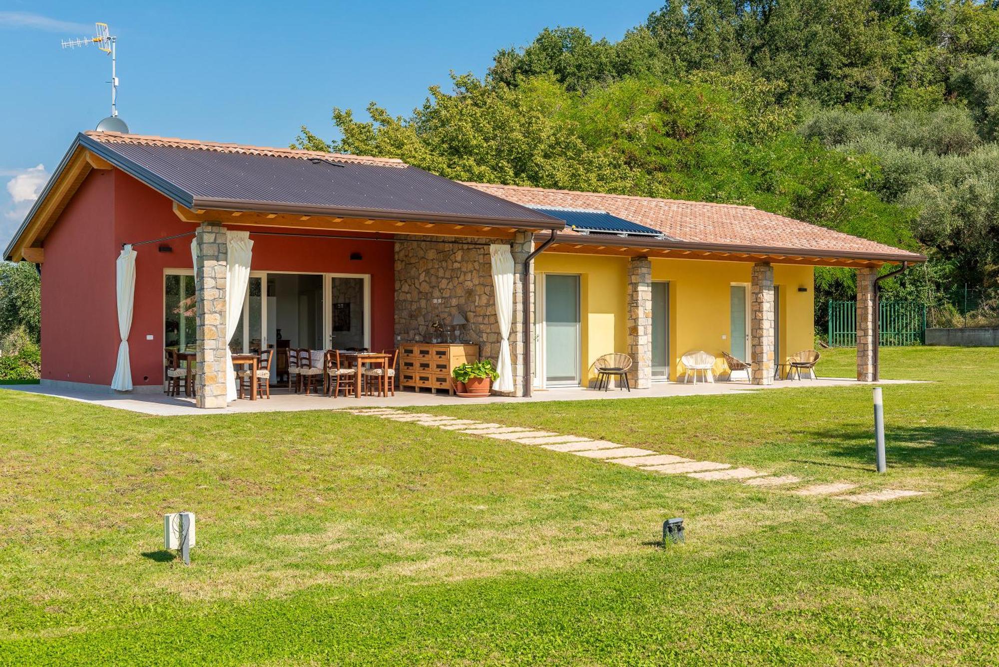 Rovertondo Costermano Buitenkant foto